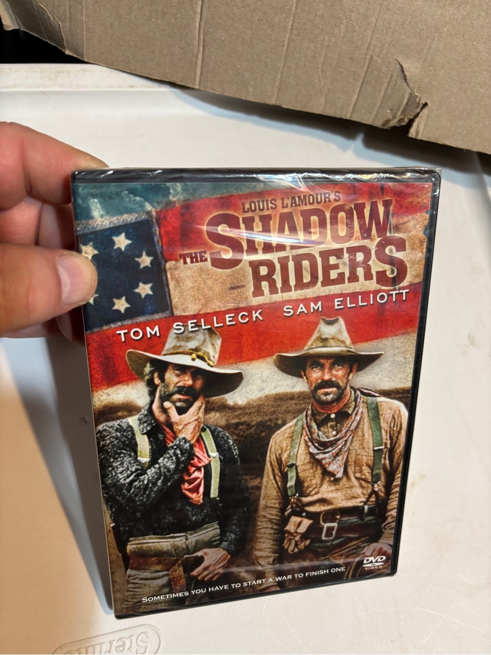 The Shadow Riders DVD - Tom Selleck & Sam Elliott (Red, Blue) new